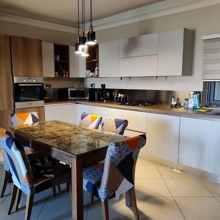 Cosy Designer Finished Apartment With Unobstructed Views St. Paul's Bay Exterior photo